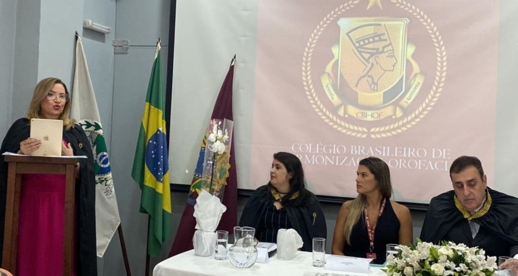 Discurso feito pela Dra Lidia Henninger na posse da conselheira superior, Dra. Thais Galache do CBHOF