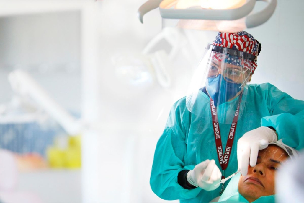 Dra. Lidia Henninger é convidada para escrever um capítulo sobre Bioestimulador de Colágeno