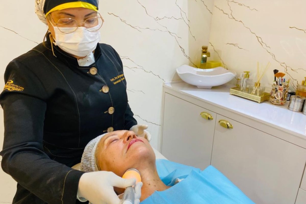 Instituto Lidia Henninger: Inovação em Harmonização Facial e Tecnologias Avançadas